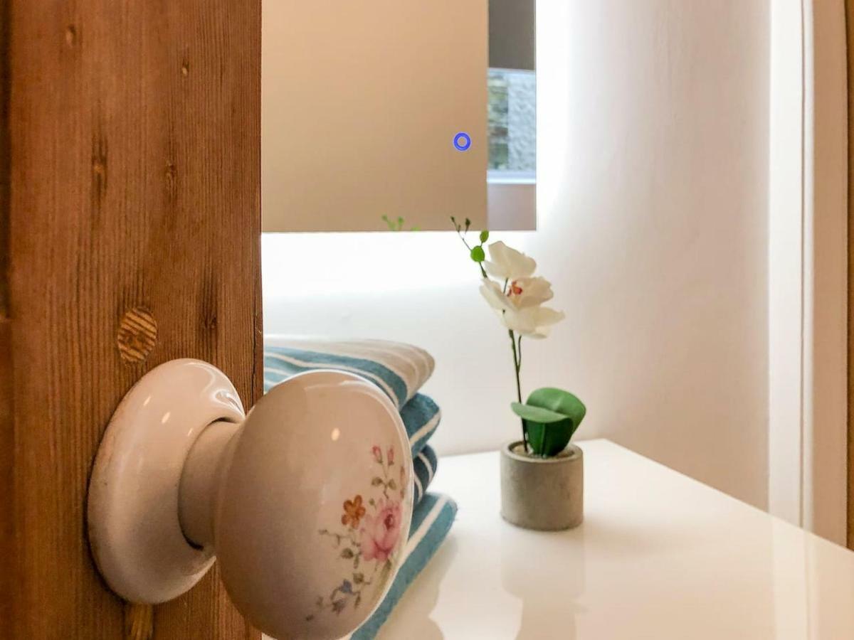 The Old Rectory Southcott: Coastal Retreat Near Bude And Tintagel Apartment